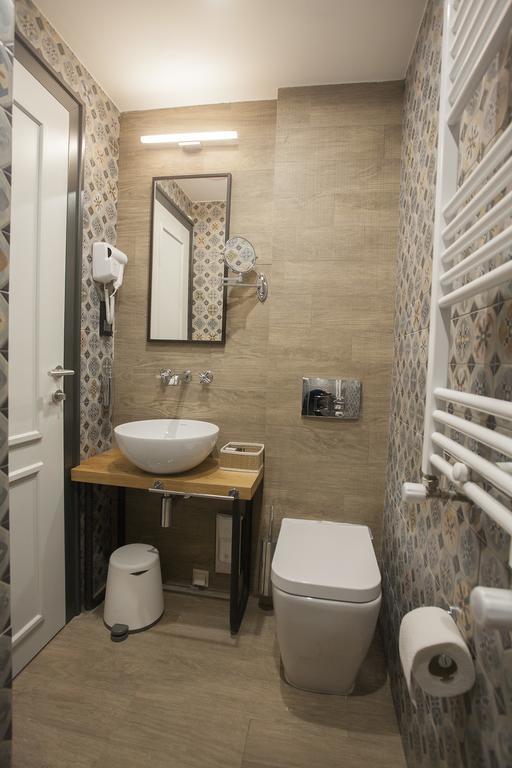 Solun'S Riverside Rooms スコピエ エクステリア 写真