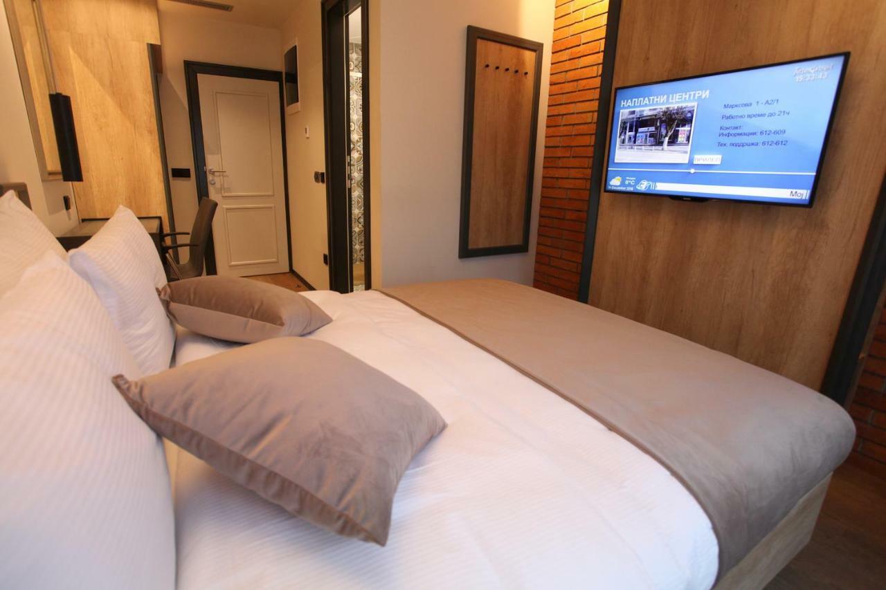 Solun'S Riverside Rooms スコピエ エクステリア 写真